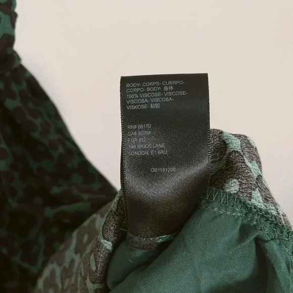 URBAN OUTFITTER | GREEN ANNA  CREPE WRAP MINI DRESS - Picture 11 of 15